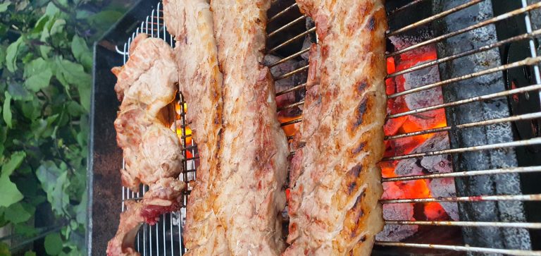 흑돼지 돼지목살1.8kg - 이미지 3